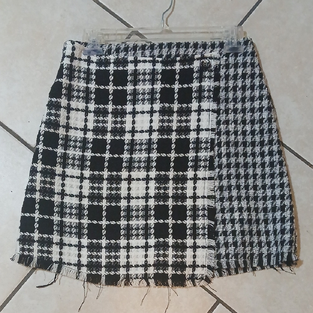 *MUST BE BUNDLED* GIANNI BINNI Womens Size 16 (Girls) Plaid Wrap Mini Skirt